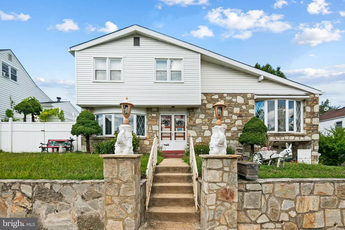 Philadelphia, PA 19115,9812 FERNDALE ST