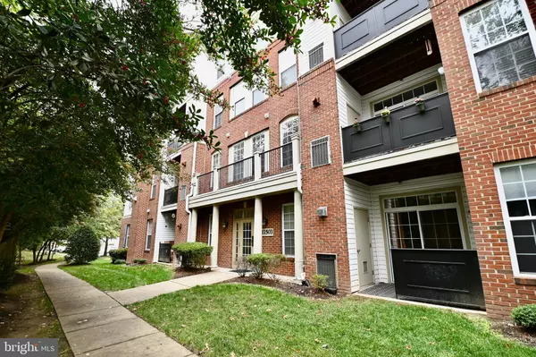 11503 SPERRIN CIR #305, Fairfax, VA 22030
