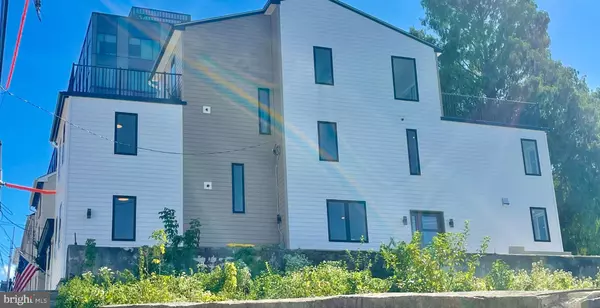 135 W 1ST AVE, Conshohocken, PA 19428