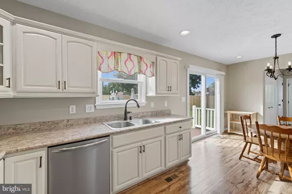 Luray, VA 22835,10 CUMBIA AVE