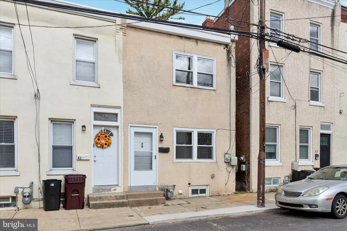 Bridgeport, PA 19405,39 W FRONT ST