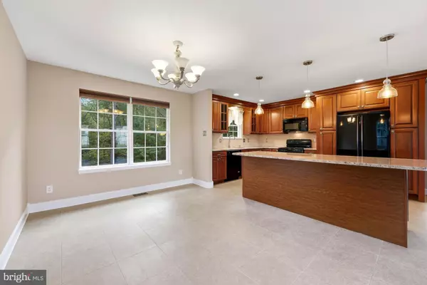 Sicklerville, NJ 08081,109 MONTICELLO DR