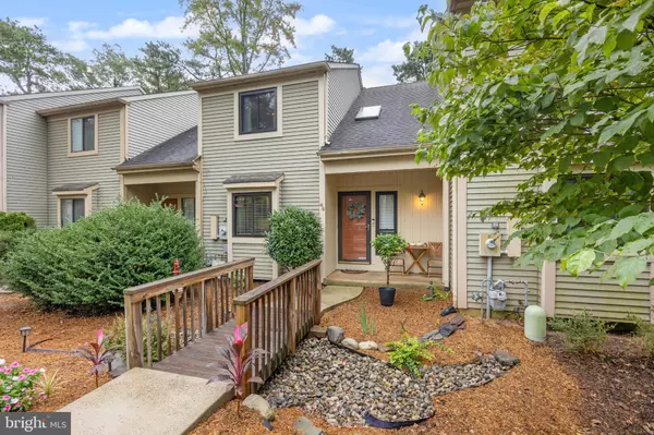 Marlton, NJ 08053,44 DORSET CT