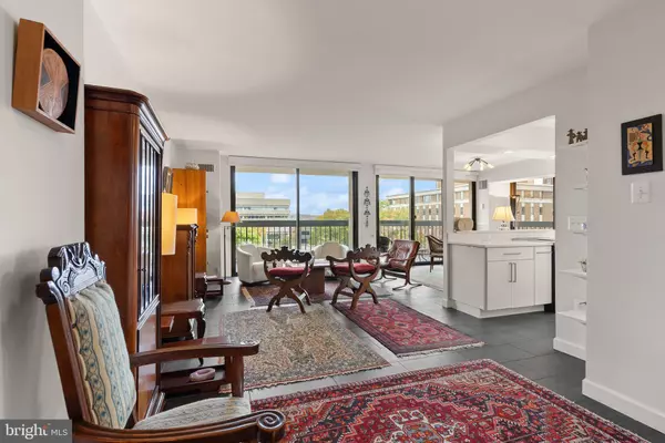 Alexandria, VA 22314,400 MADISON ST #409