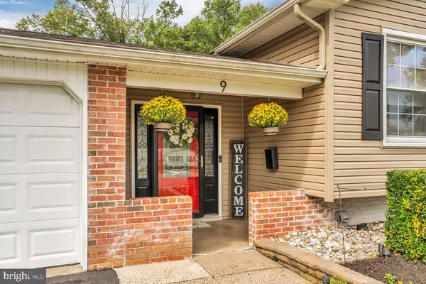 Turnersville, NJ 08012,9 AVON COURT