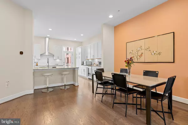 Alexandria, VA 22301,608 E ALEXANDRIA AVE