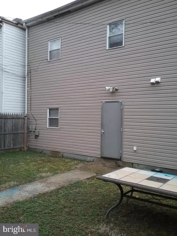 Washington, DC 20002,1904 M ST NE #3