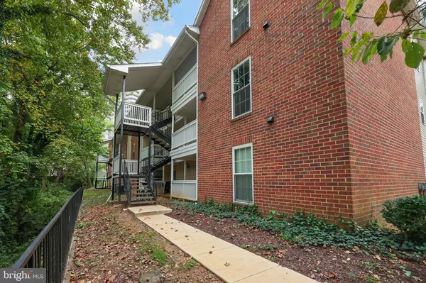 Mclean, VA 22102,1505 LINCOLN WAY #201