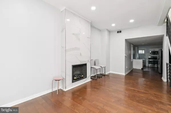 Philadelphia, PA 19121,2443 NICHOLAS ST