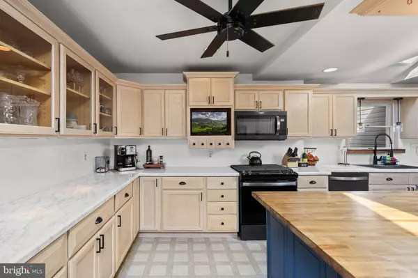 Deptford, NJ 08096,47 JONES AVENUE