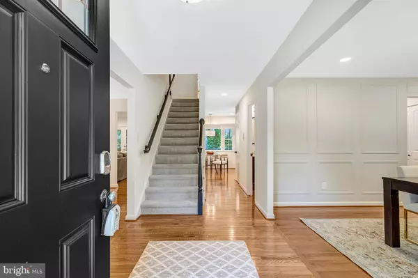 Fairfax, VA 22032,5207 MORNINGTON CT
