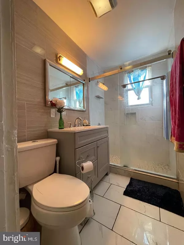 Alexandria, VA 22303,3900 ELMWOOD DR