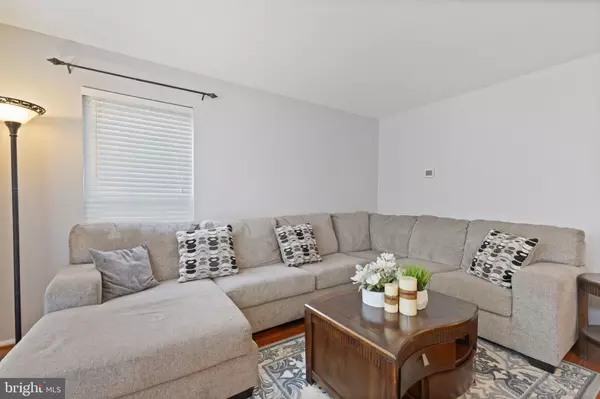Woodbridge, VA 22191,14836 WINDING LOOP