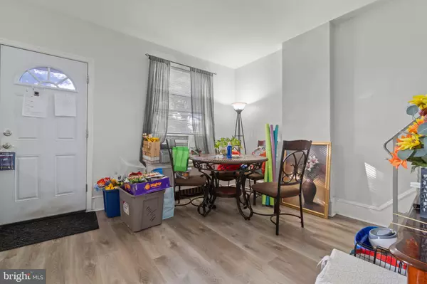 Gloucester City, NJ 08030,30 S RAILROAD AVE S