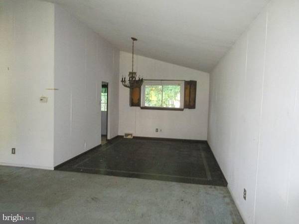 Philadelphia, PA 19115,1608 COLIMA RD