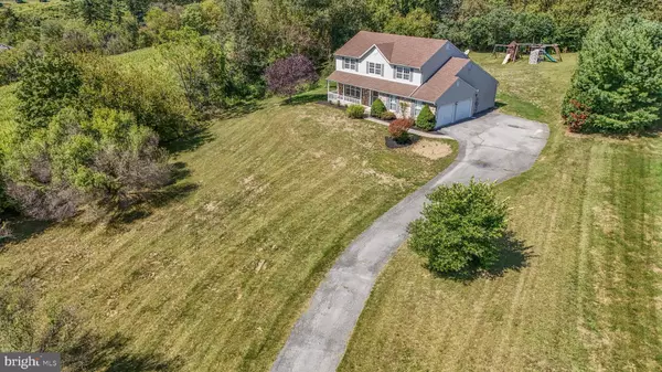 Fogelsville, PA 18051,9535 FOXFIELD CT