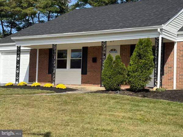 Willingboro, NJ 08046,67 TRIANGLE LN