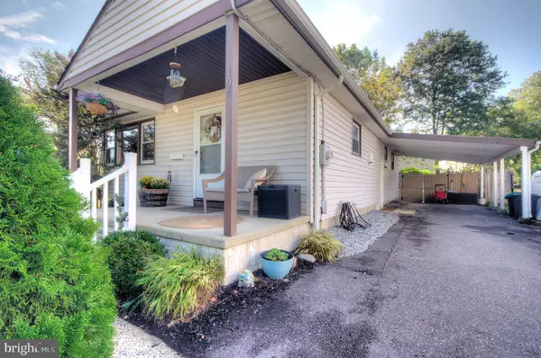 Magnolia, NJ 08049,104 W ADAMS AVE