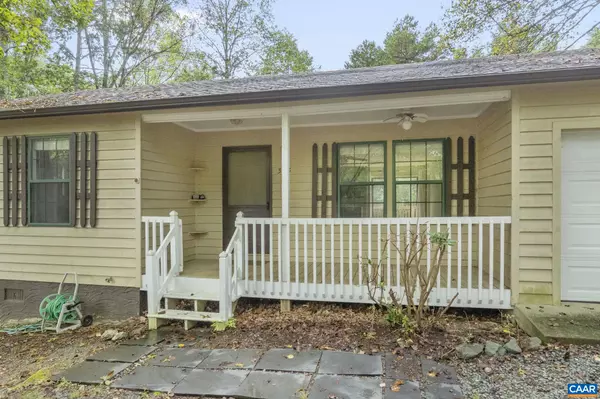 Palmyra, VA 22963,323 JEFFERSON DR