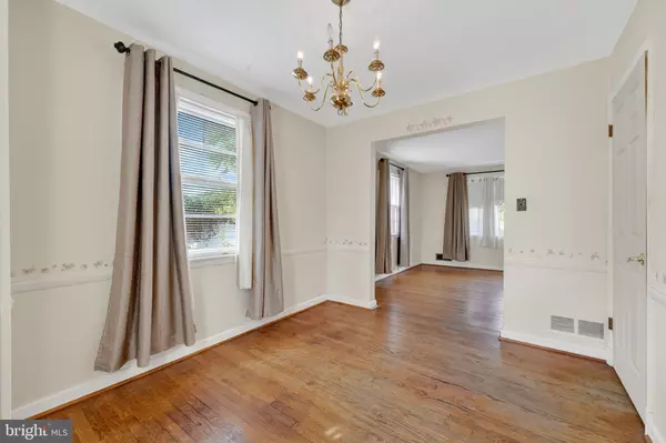 Temple Hills, MD 20748,2807 CURTIS DR