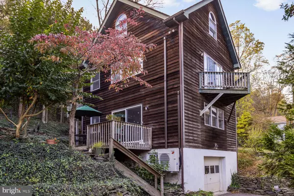 Point Pleasant, PA 18950,7640 TOHICKON HILL RD