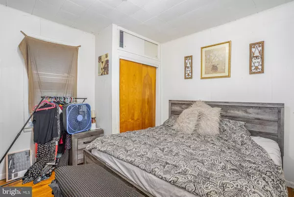 New Cumberland, PA 17070,409-1/2 MARKET STREET