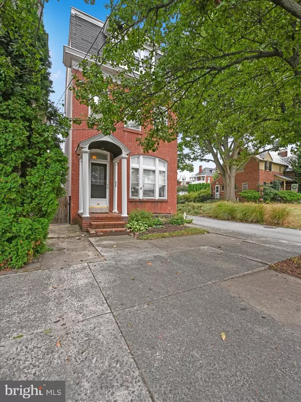 Columbia, PA 17512,233 N 4TH ST