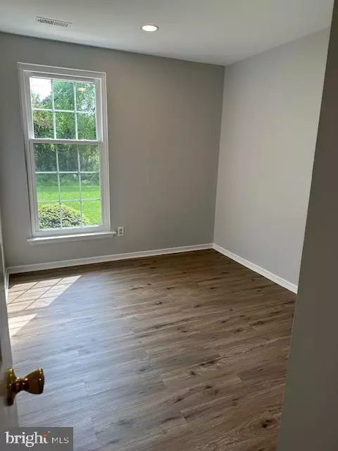 New Hope, PA 18938,142 SHIRE DR