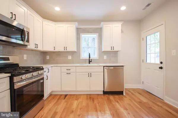 3905 WALNUT AVE, Baltimore, MD 21206