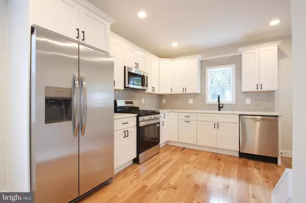 Baltimore, MD 21206,3905 WALNUT AVE