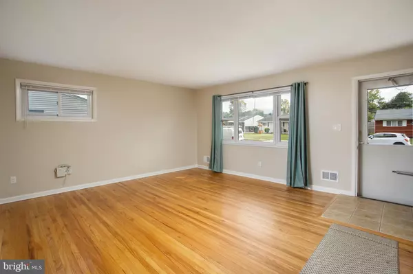 Bordentown, NJ 08505,50 EATON RD