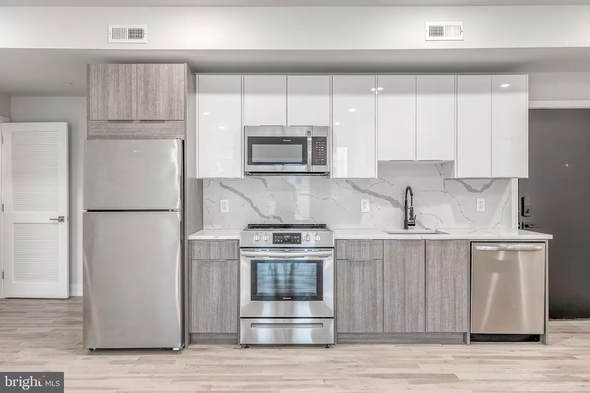 Philadelphia, PA 19122,1518 N 8TH ST #5