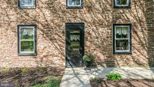 Chalfont, PA 18914,722 UPPER STATE RD