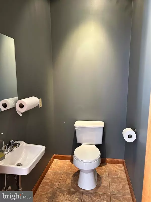 Pottsville, PA 17901,26 N CENTRE ST