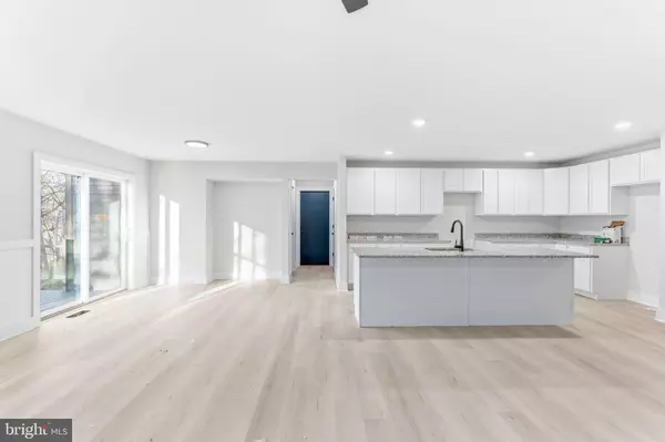 Hedgesville, WV 25427,251 SACHEM HL