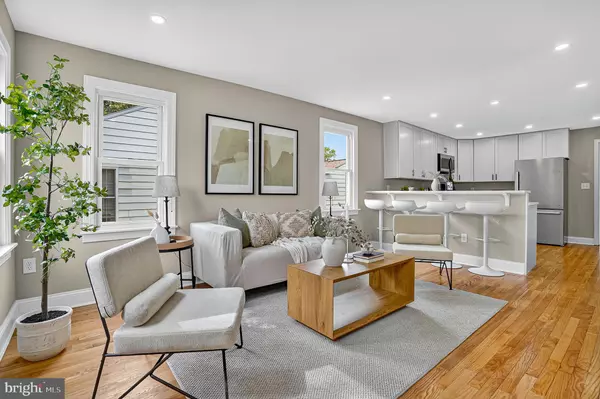 Baltimore, MD 21225,4102 HILLCREST AVE