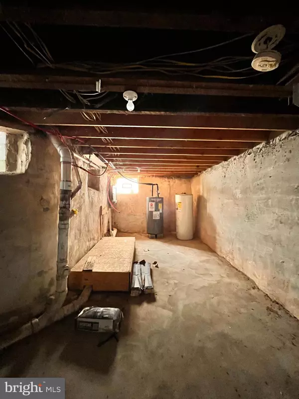 Philadelphia, PA 19151,1442 N HIRST ST