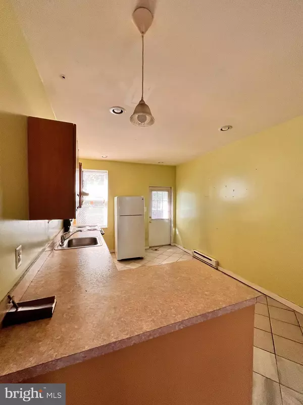 Philadelphia, PA 19151,1442 N HIRST ST