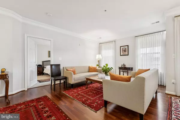 Fairfax, VA 22030,11503 SPERRIN CIR #304