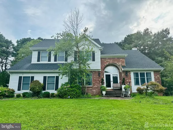 Monroe Township, NJ 08831,11 HAMPTON ROAD