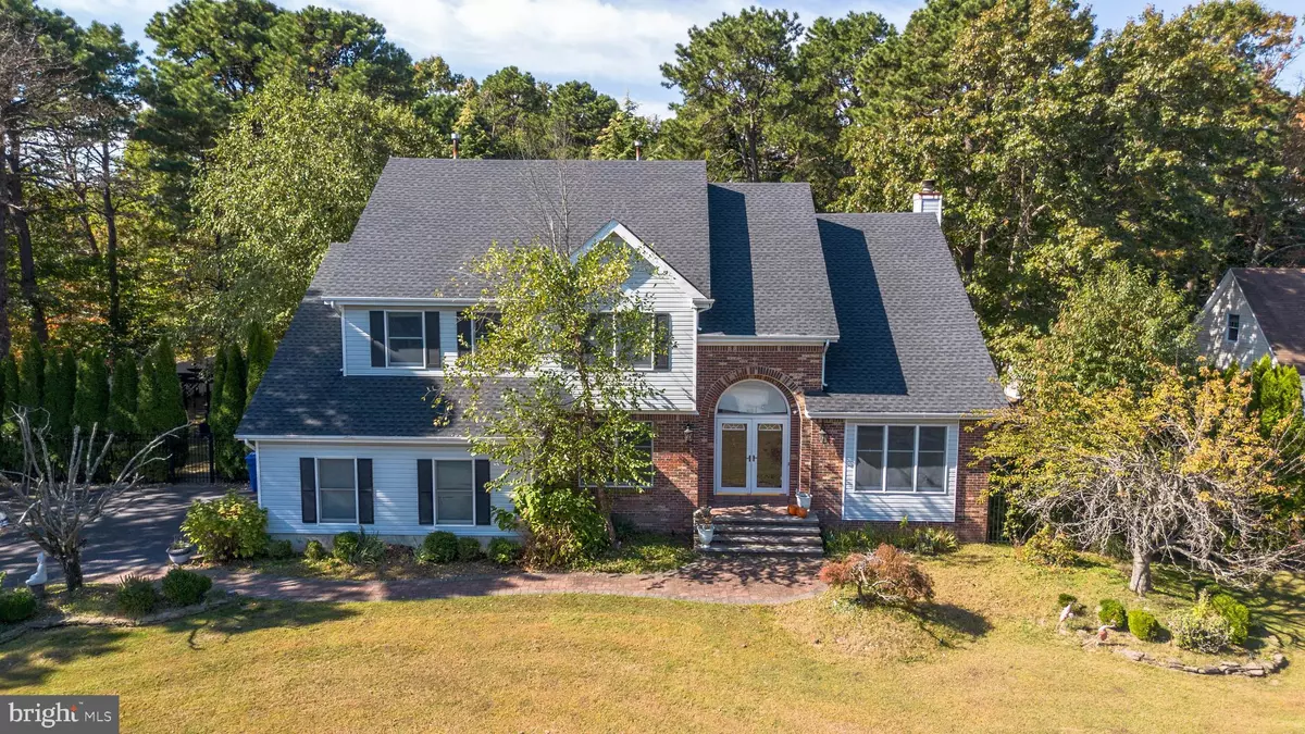 Monroe Township, NJ 08831,11 HAMPTON ROAD