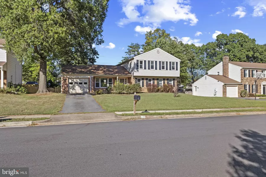 11 BUTTERNUT WAY, Sterling, VA 20164