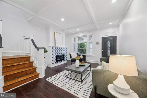 Philadelphia, PA 19143,5754 LARCHWOOD AVE