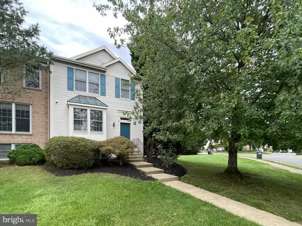 14315 UNIFORM DR, Centreville, VA 20121