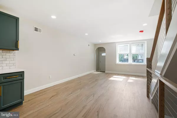 Philadelphia, PA 19150,7705 PICKERING AVE