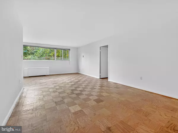 Washington, DC 20008,4600 CONNECTICUT AVE NW #223