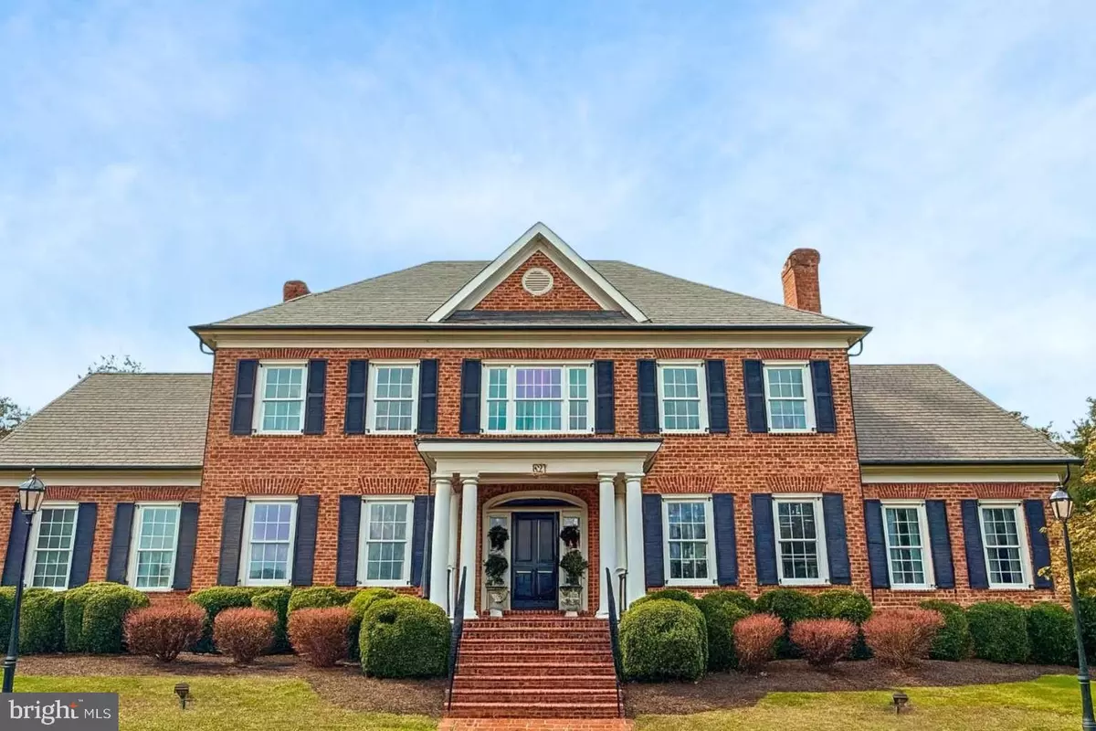 Winchester, VA 22603,821 APPLE PIE RIDGE RD