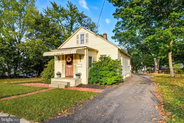 Runnemede, NJ 08078,108 SCHUBERT AVE