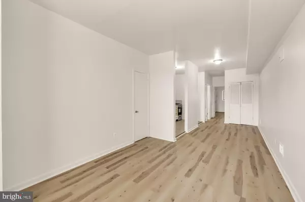 Washington, DC 20003,1102 K ST SE #1