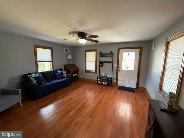 Hammonton, NJ 08037,450 N 2ND ST
